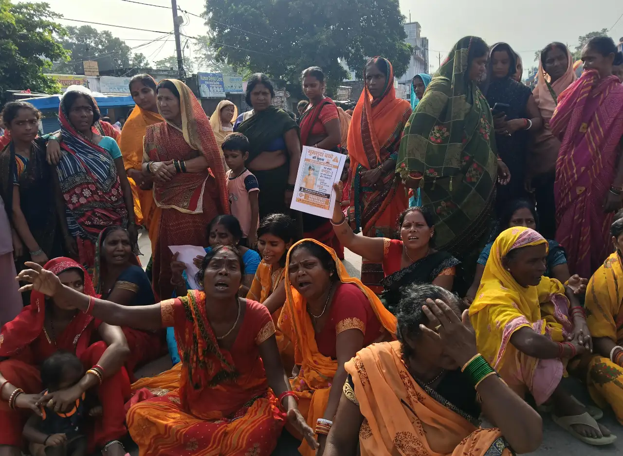 बगहा में 11 वर्षीय मासूम तीन दिन से लापता, आक्रोशित लोगों ने NH-727 किया जाम