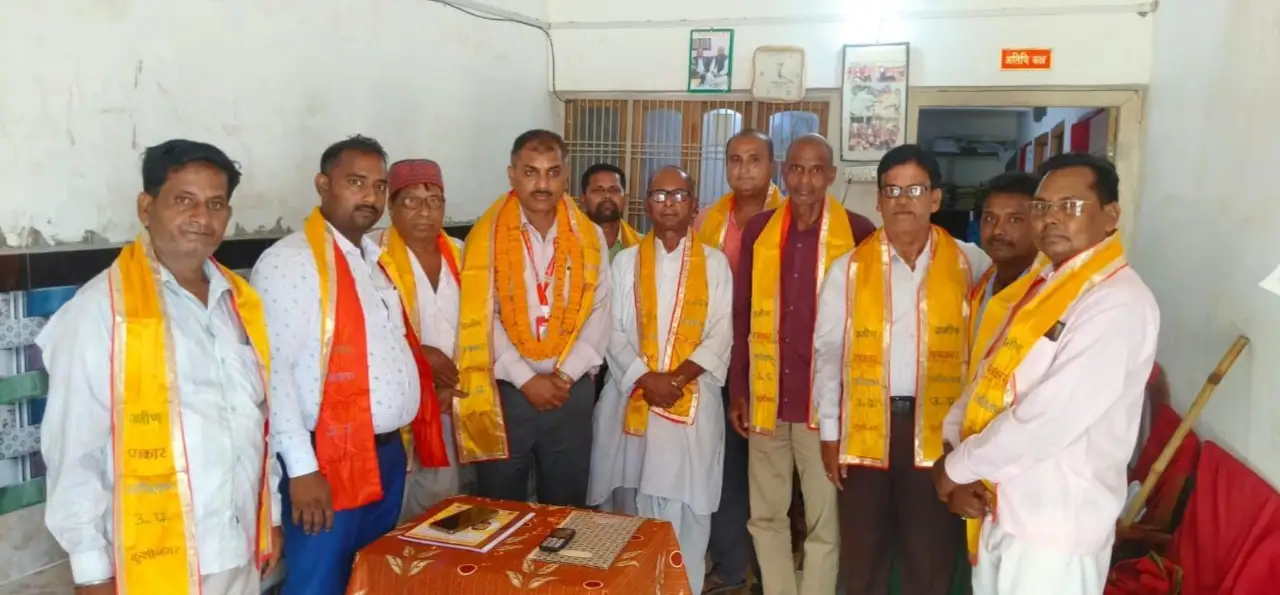 ग्रामीण पत्रकार एसोसिएशन की बैठक यूपी बिहार सीमा स्थित कप्तानगंज में सम्पन्न