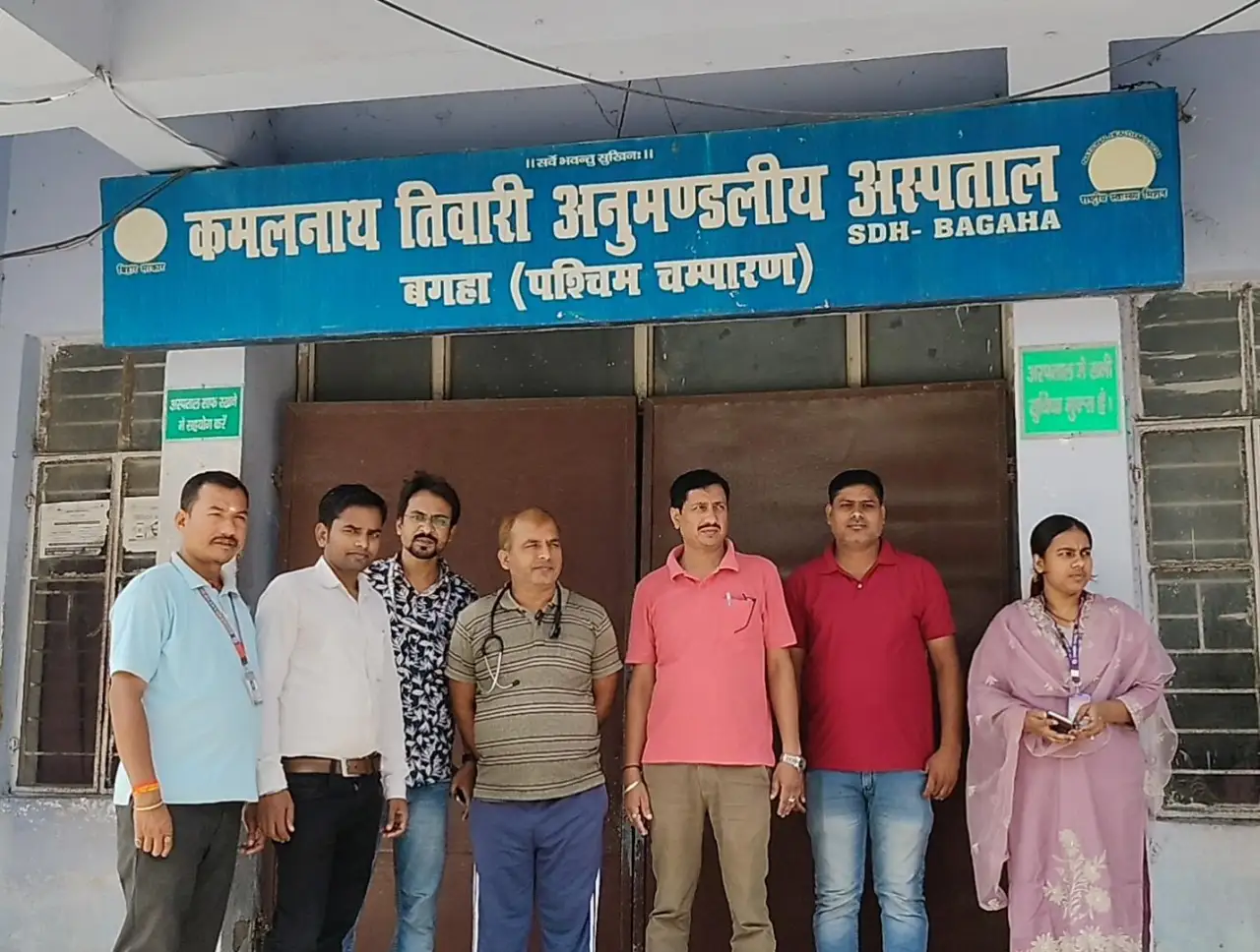 डॉक्टरों का प्रदर्शन, इमरजेंसी सेवा जारी तो ओपीडी पर लगा ताला