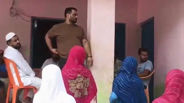 मस्तान टोला मदरसा में स्वतंत्रता दिवस समारोह की तैयारियों का लिया जायजा