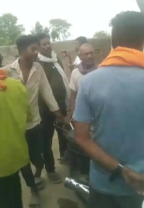 विद्युत तार के संपर्क में आते ही हुआ हादसा, स्वजनों का रो-रोकर बुरा हाल