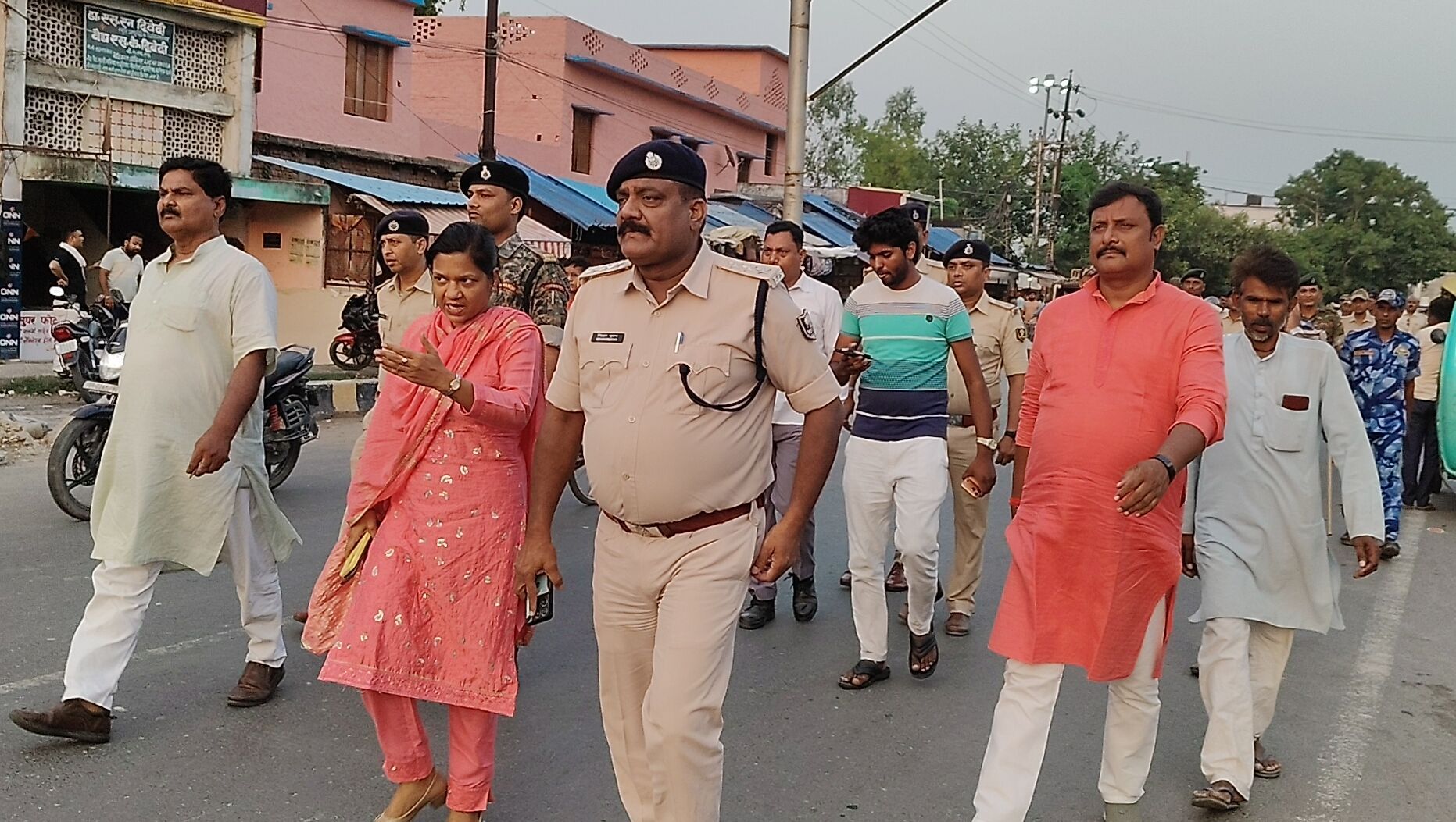 त्योहार आपसी प्रेम, सद्भाव और एकता का संदेश