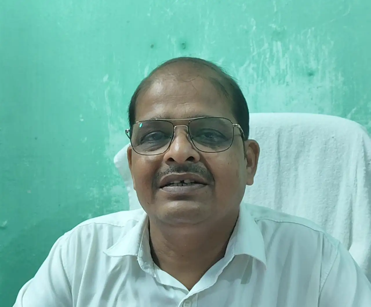 फर्जी प्रमाणपत्र से शिक्षक की नौकरी पाने का आरोप, दो पंचायत शिक्षकों पर FIR; जांच के बाद घर से गायब होने की चर्चा