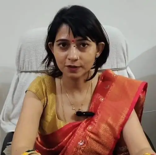 मझौलिया अंचल में सीओ डॉली कुमारी ने किया योगदान .