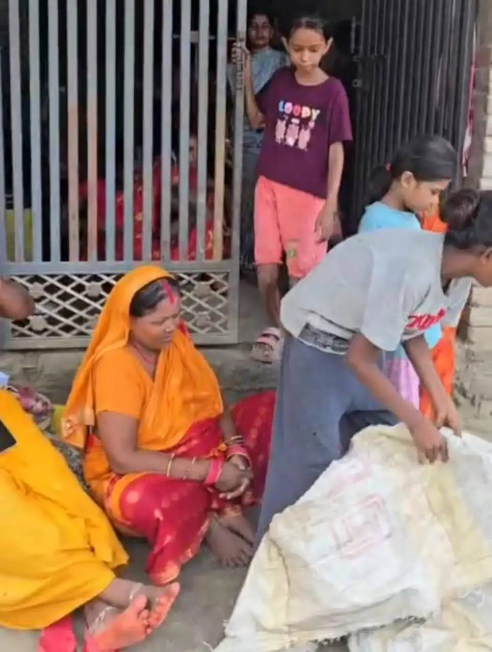विवाहिता का संदेहास्पद स्थिति में मौत, पुलिस ने शव को बरामद कर पोस्टमार्टम में भेजा