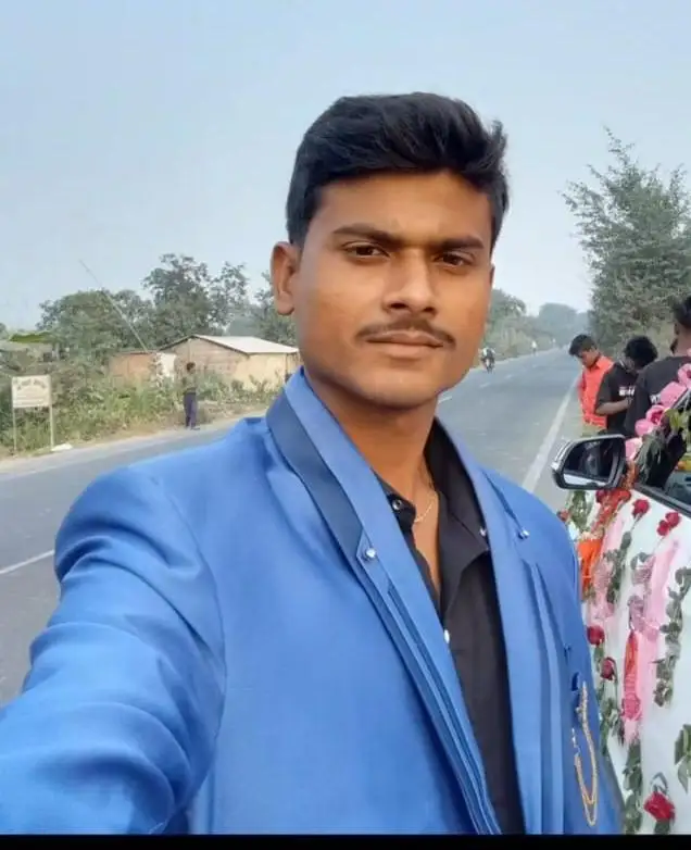 अनियंत्रित ट्रैक्टर-ट्रॉली पलटी, युवक की दबकर मौत; दो माह पहले हुई थी दूसरी शादी