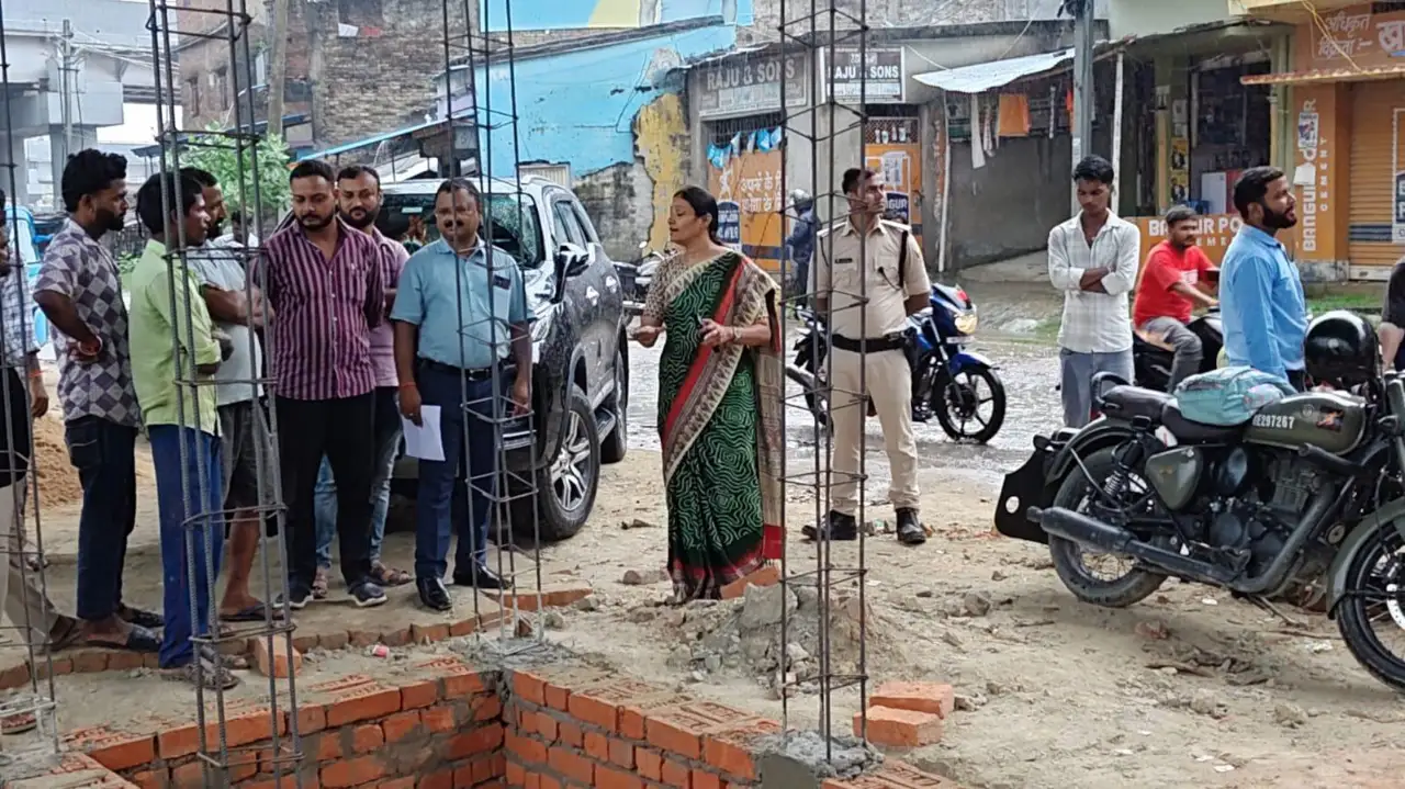 नगर निगम क्षेत्र के सभी मुख्य चौक चौराहों व भीड़ भाड़ वाले स्थानों पर होगा प्रसाधन सुविधाओं का निर्माण:गरिमा देवी सिकारिया