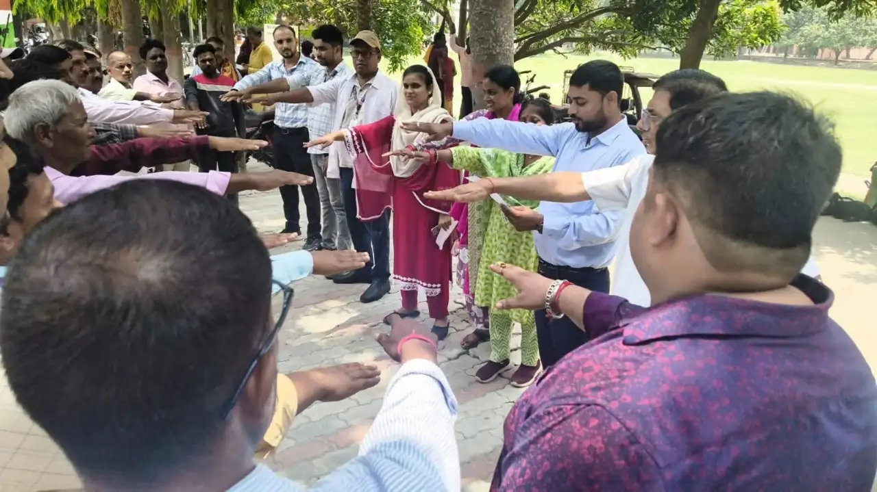 26 जून तक चलेंगे जागरूकता कार्यक्रम, पहले दिन ली गई नशामुक्ति की शपथ