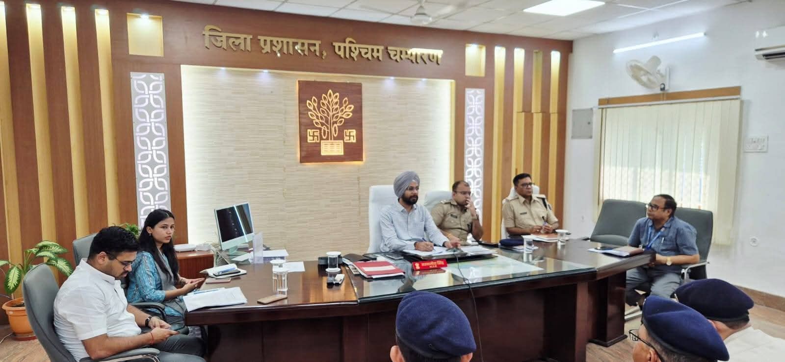 संवेदनशील इलाकों में अतिरिक्त फोर्स तैनात, बकरीद को लेकर प्रशासन पूरी तरह तैयार