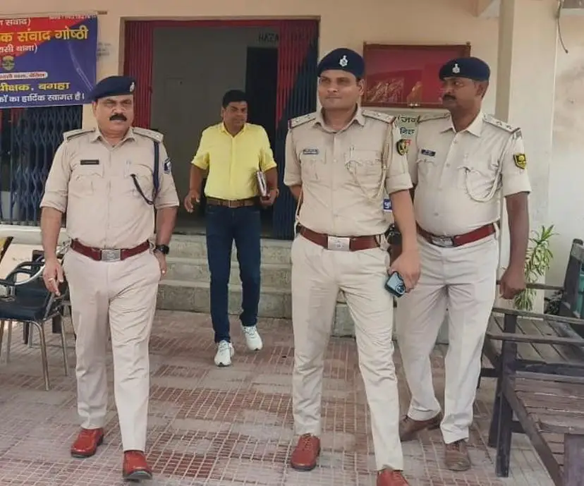 बगहा पुलिस द्वारा संगठित लूटकांड का सफल उदभेदन, तीन अभियक्त गिरफ्तार, लटी गर्ड नगद राशि बरामद