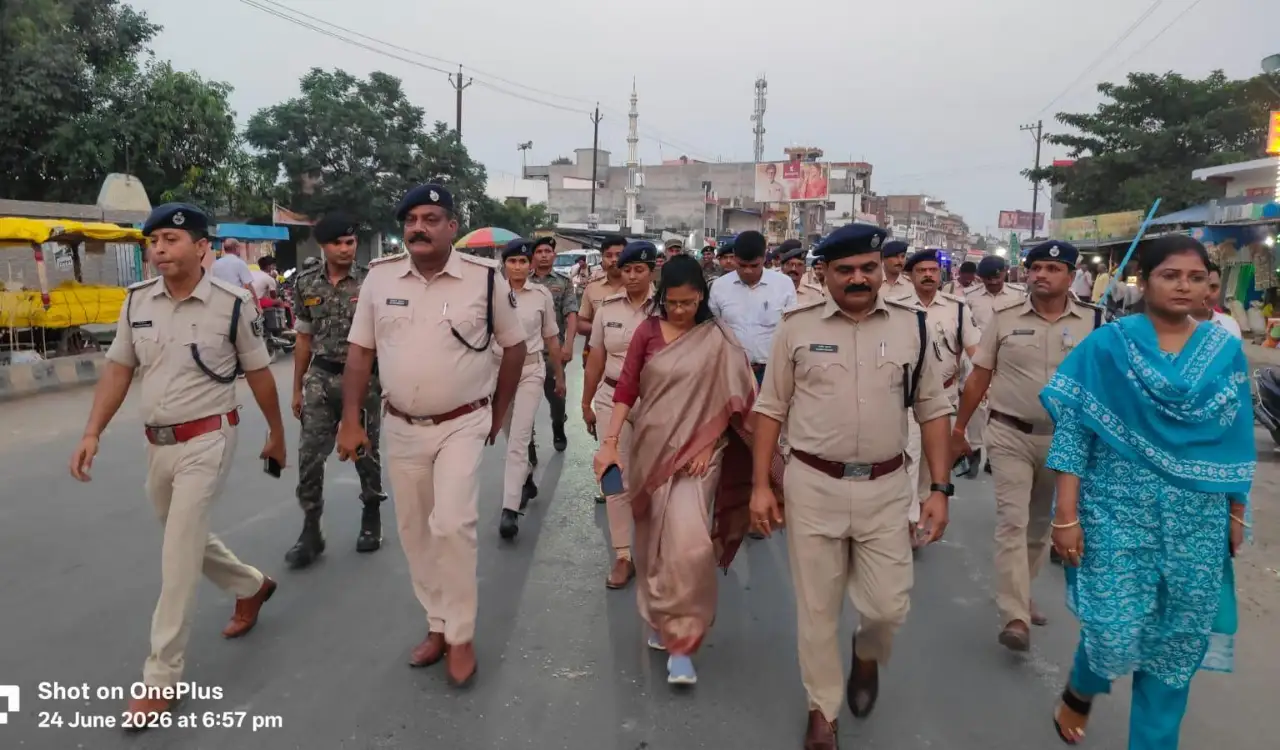 "हर चौक-चौराहे पर पुलिस की नजर, मुहर्रम को लेकर बढ़ी चौकसी"