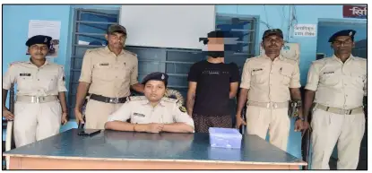 तेलंगाना में वारदात के बाद बगहा में छिपाकर रखा था हथियार, पुलिस ने दबोचे चार आरोपी