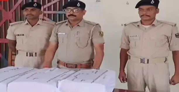 इंडो नेपाल बॉर्डर से 46.900ग्राम गांजा जब्त.