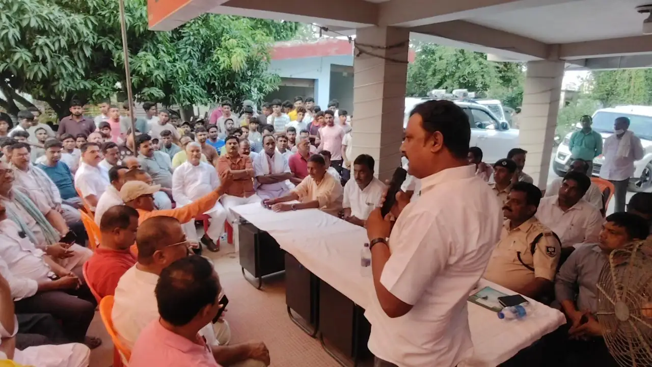 "मोहर्रम को लेकर प्रशासन और समाज के बीच संवाद