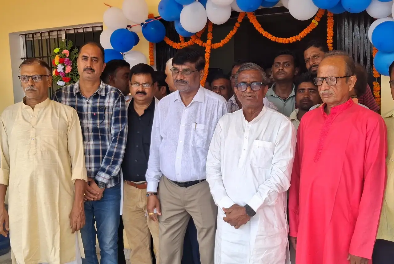 बगहा विधायक राम सिंह,CS Dr विजय कुमार Dr राजेश सिंह,भाजपा जिलाध्यक्ष अचिंत्य कुमार