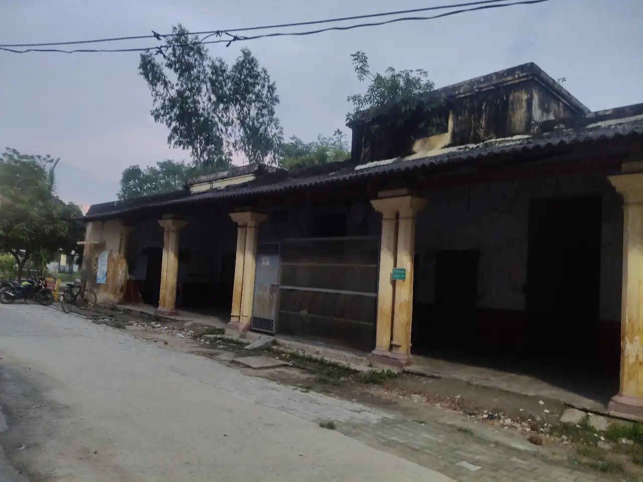 ध्वस्तीकरण के बाद आकार लेगा अत्याधुनिक अस्पताल भवन