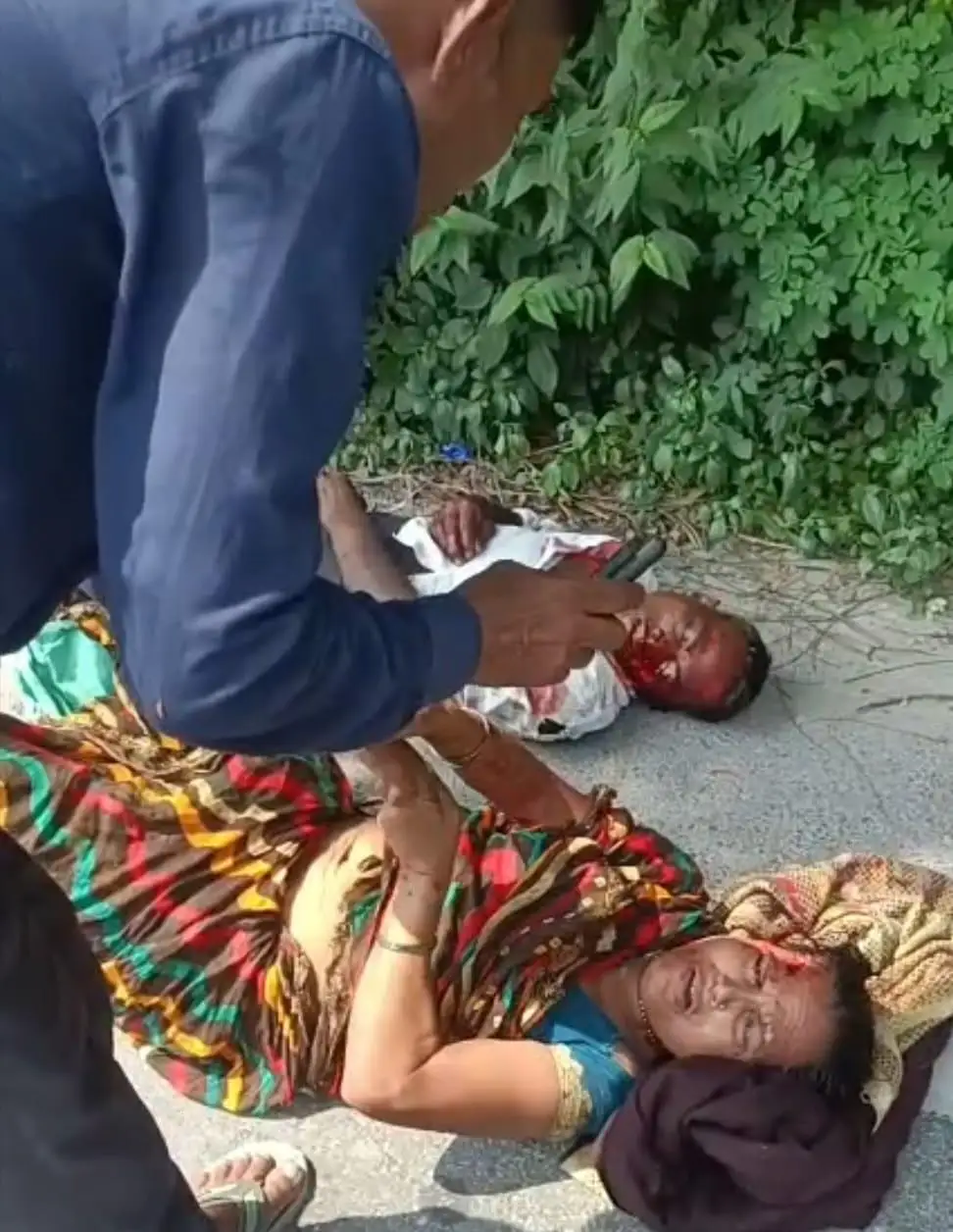 स्कार्पियो की ठोकर से पिपरा में ऑटो पलटा ऑटो सवार तीन महिलाएं व एक बृद्ध घायल