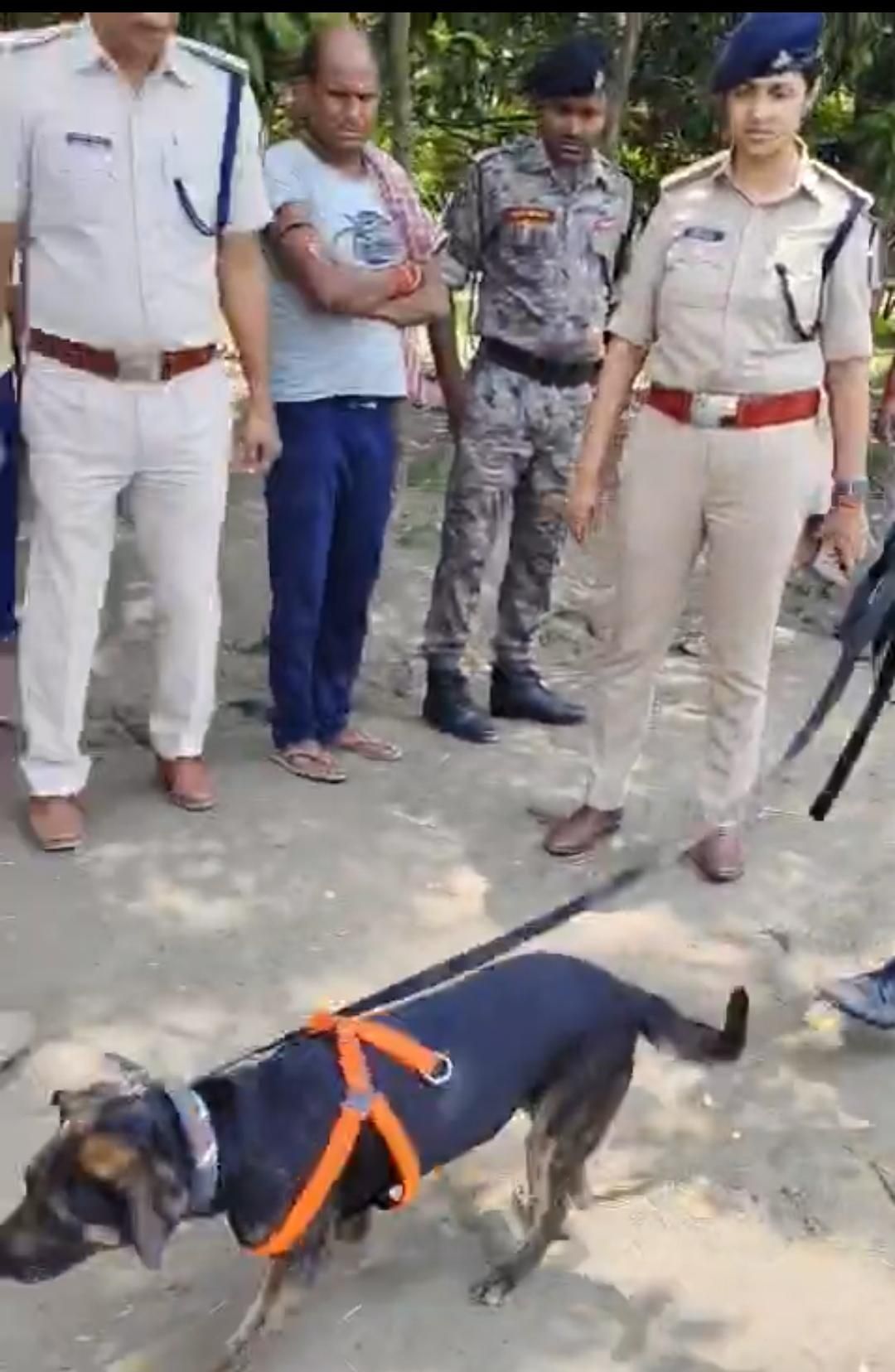 रामनगर एसडीपीओ रागिनी कुमारी, एफएसएल टीम और डॉग स्क्वॉड घटना स्थल पर पहुंचे।
