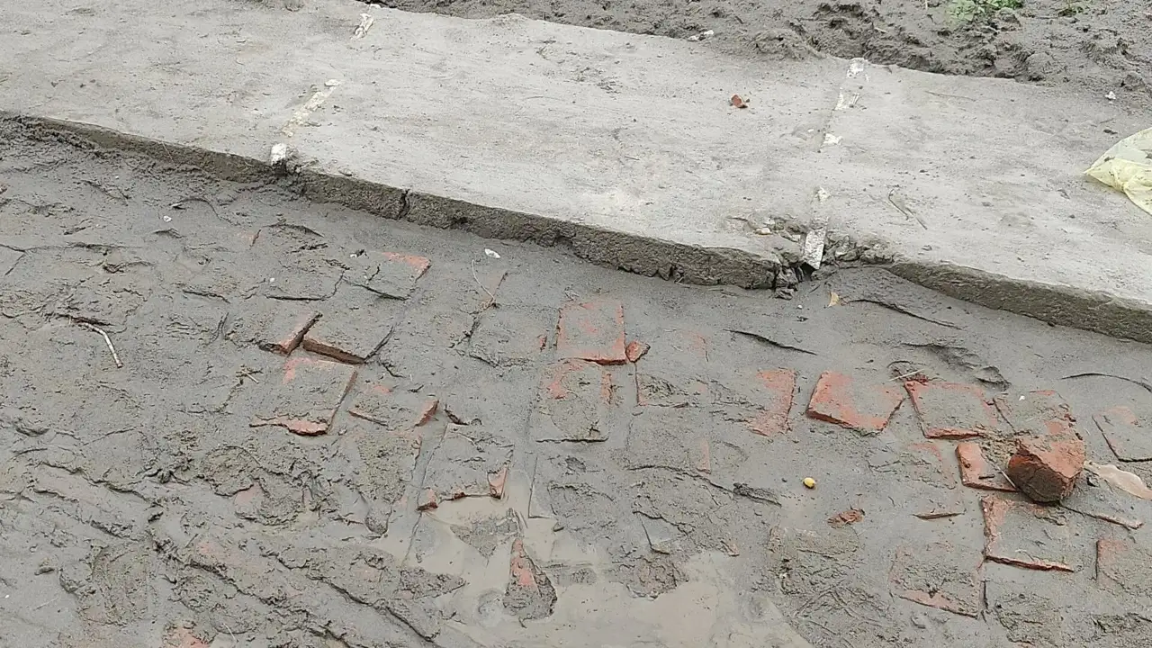 बगहा नगर परिषद के वार्ड 33 में नाला व पीसीसी सड़क निर्माण पर उठे सवाल, जांच की मांग तेज