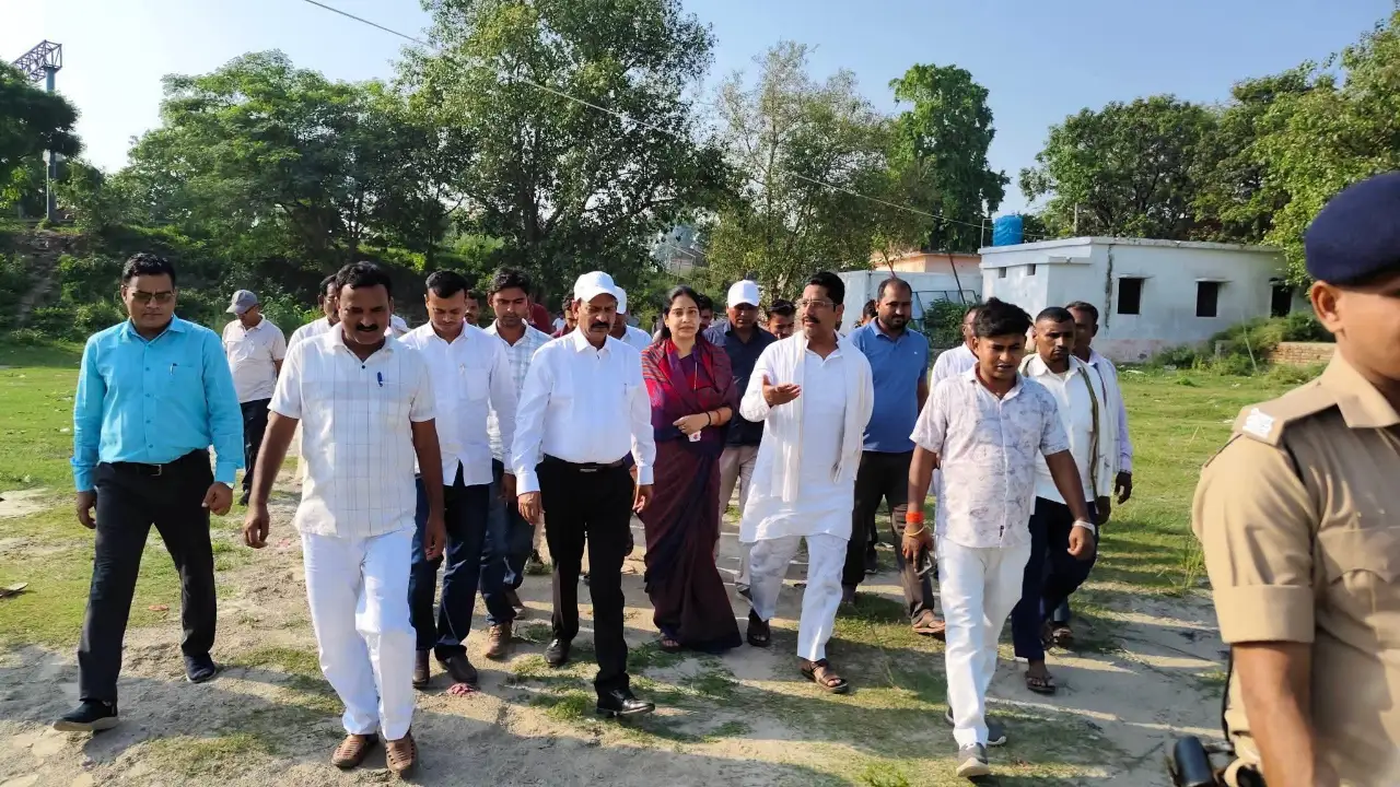 पूर्व डीएम दिनेश कुमार राय ने बांसी नदी सौंदर्यीकरण कार्य का लिया जायजा, बोले— क्षेत्र से आज भी बना है आत्मीय रिश्ता