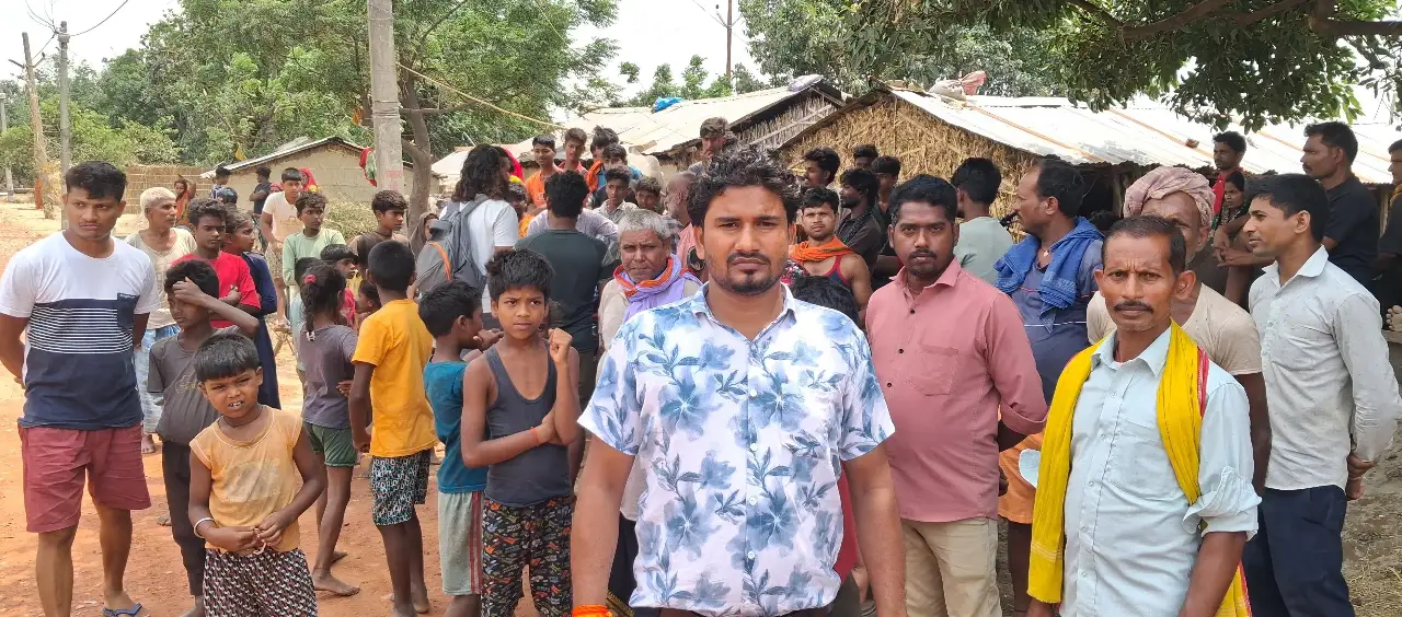 बगहा पुलिस जिला के डिजिटल पत्रकार पर मुखिया प्रतिनिधी के आदमीयों नें किया जानलेवा हमला।
