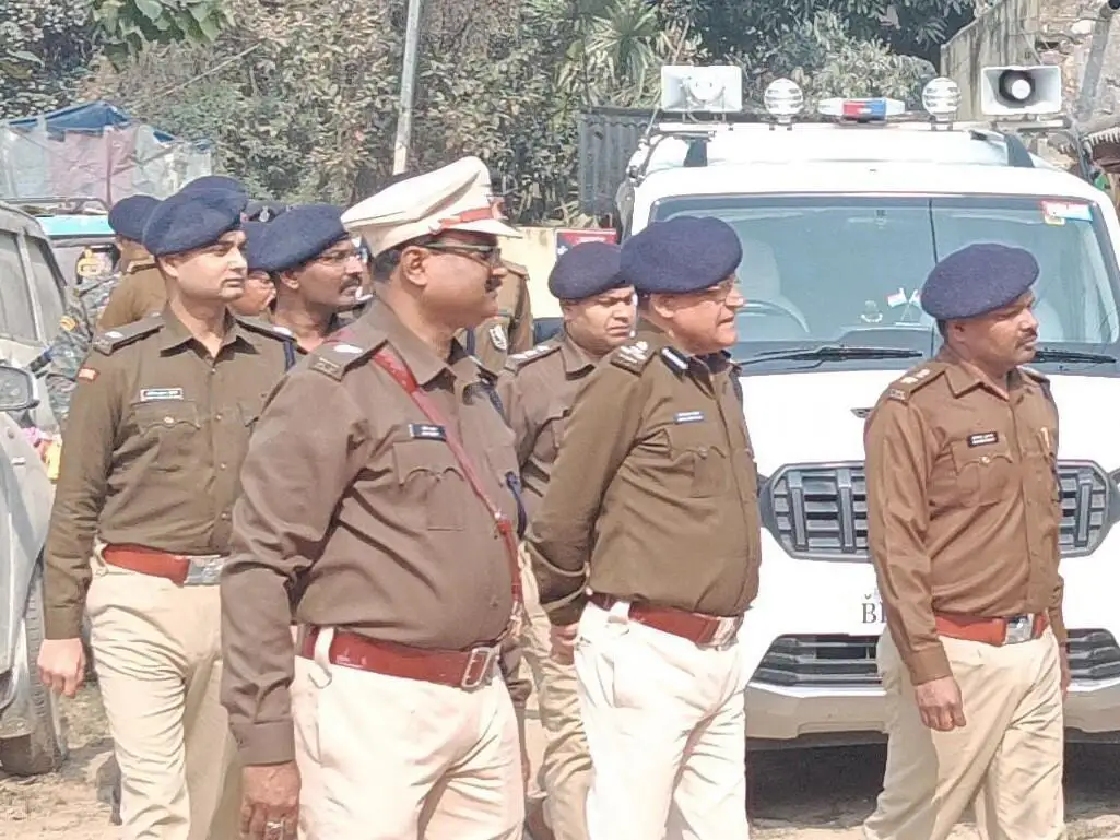 पुलिस उप महानिरीक्षक द्वारा बगहा अनुमंडल पुलिस कार्यालय का किया गया निरीक्षण कई बिंदुओं पर जांच किए।