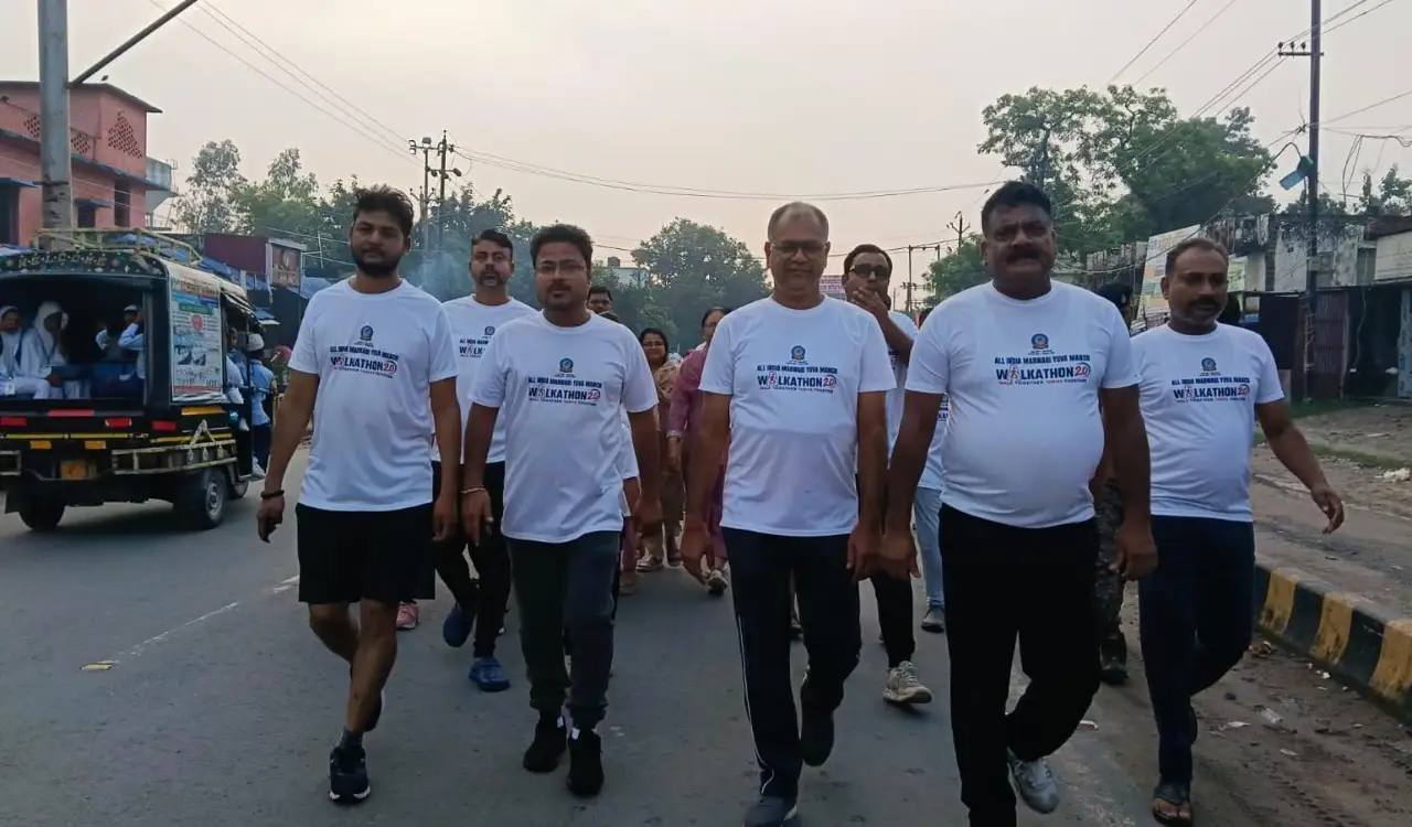 बेहतर स्वास्थ्य का संदेश लेकर मारवाड़ी युवा मंच ने बगहा में निकला वाकेथान