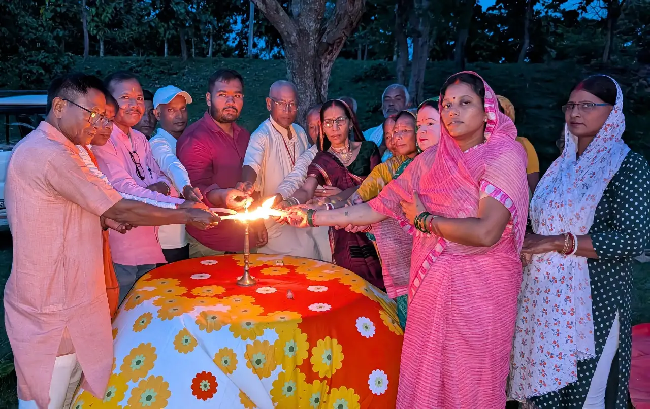 गुरु पूर्णिमा के अवसर पर आयोजित नारायणी गंडकी महा आरती में महर्षि वेदव्यास याद किए गए