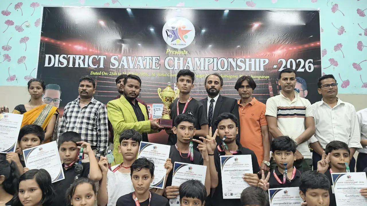 जिलास्तरीय सवात् चैंपियनशिप, में 17 गोल्ड के साथ रास वर्ल्ड मार्शल आर्ट्स को विजेता ट्रॉफी