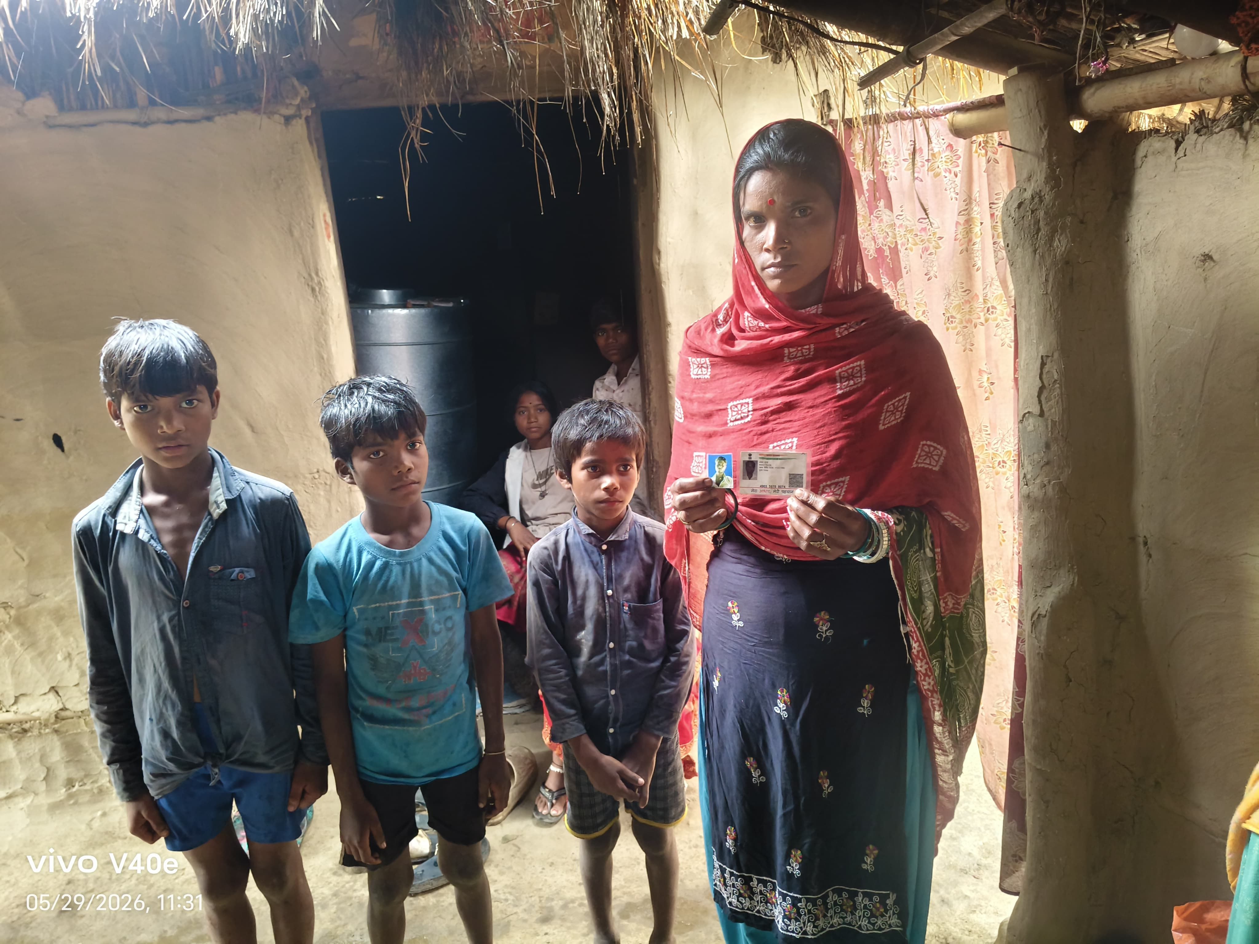 गुजरात से लौटने के दौरान मजदूर लापता, पत्नी ने एसपी से लगाई गुहार