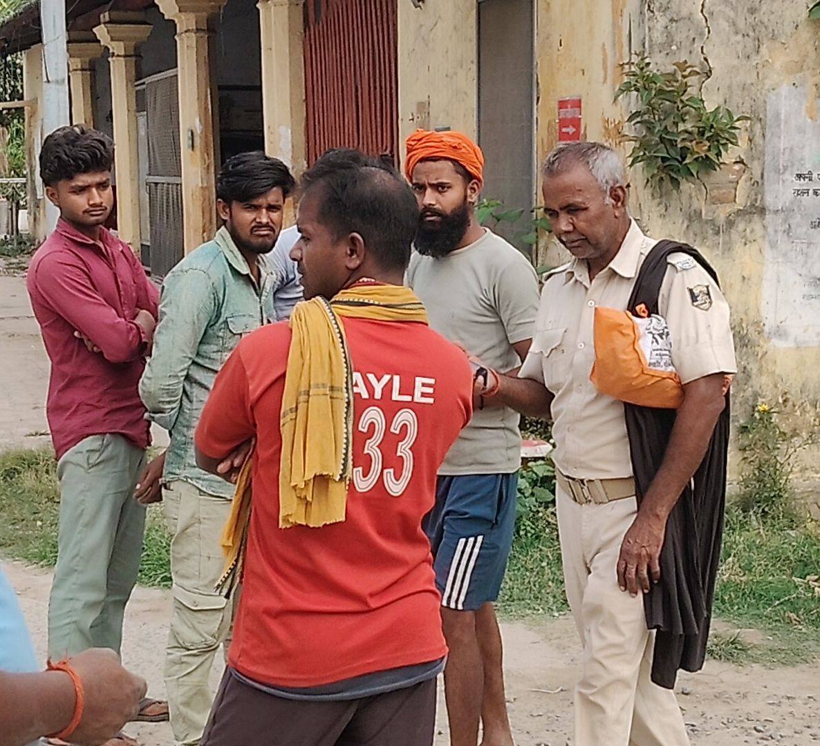 घर लौट रहे युवक की दर्दनाक मौत, बरवा पुल से नदी में गिरा साइकिल सवार