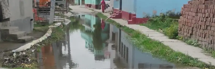 यह तस्वीर बयां कर रही है दूबे टोला की बदहाल हकीकत